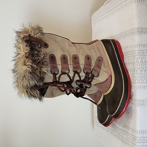 Sorel Shoes - SOREL waterproof faux fur lined boots genuine leather rubber winter boots sz 7